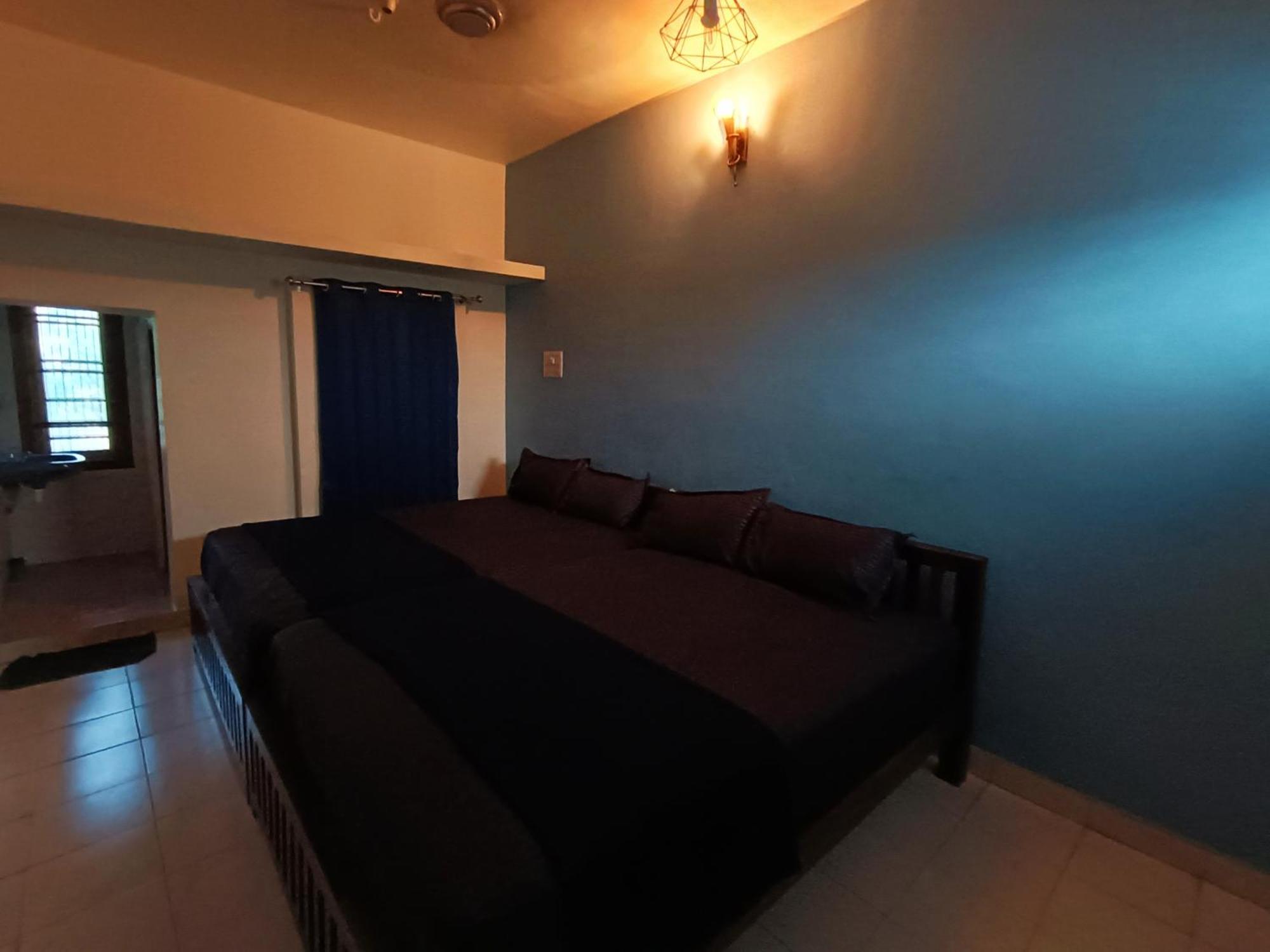 Omkara - The Fives Guest House Тируваннамалай Номер фото
